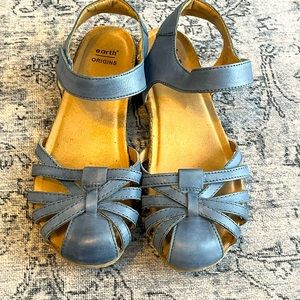 Earth origins sandals
